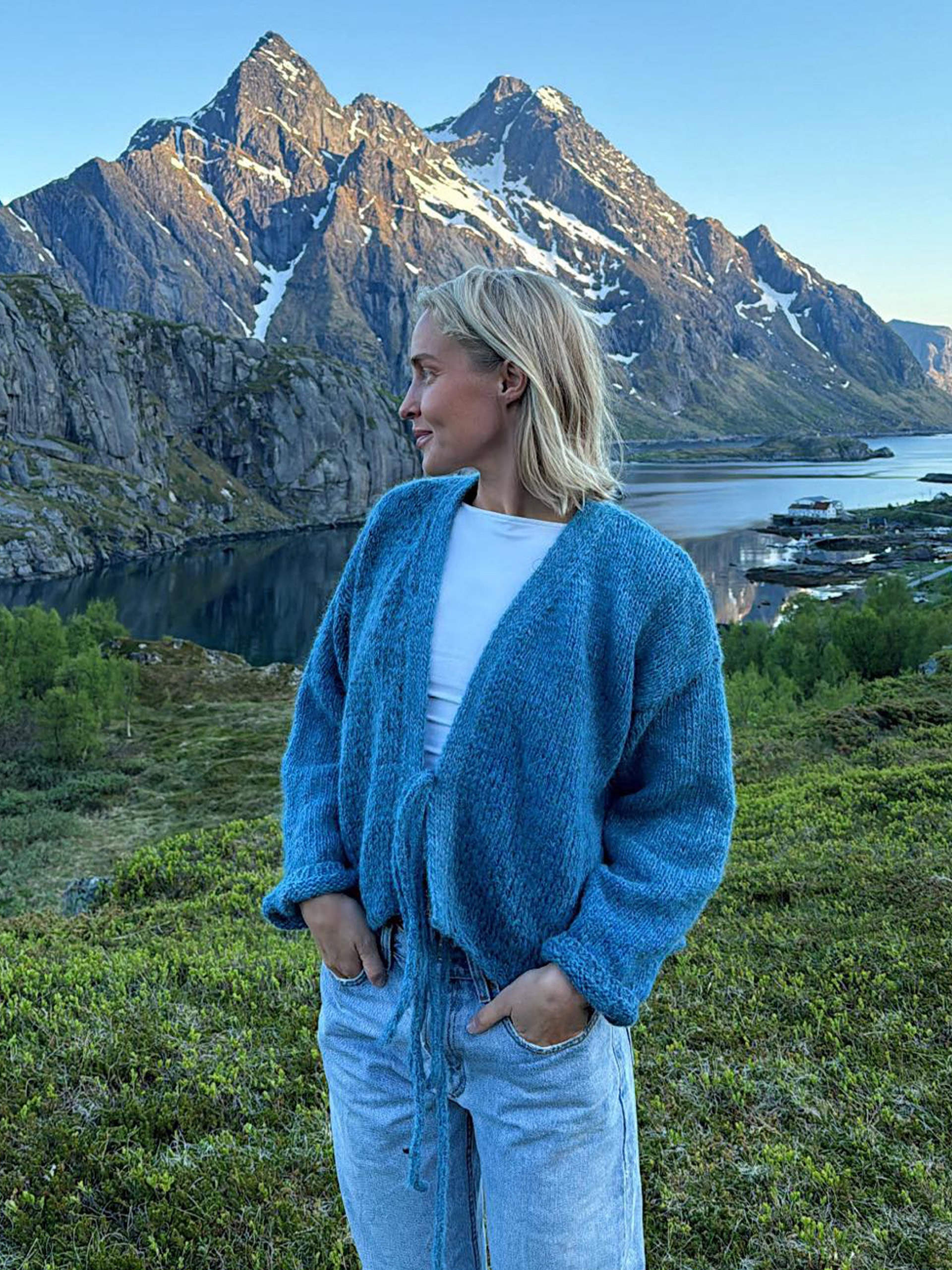 ØK 06-20 Hvitveis Chunky omslagsjakke