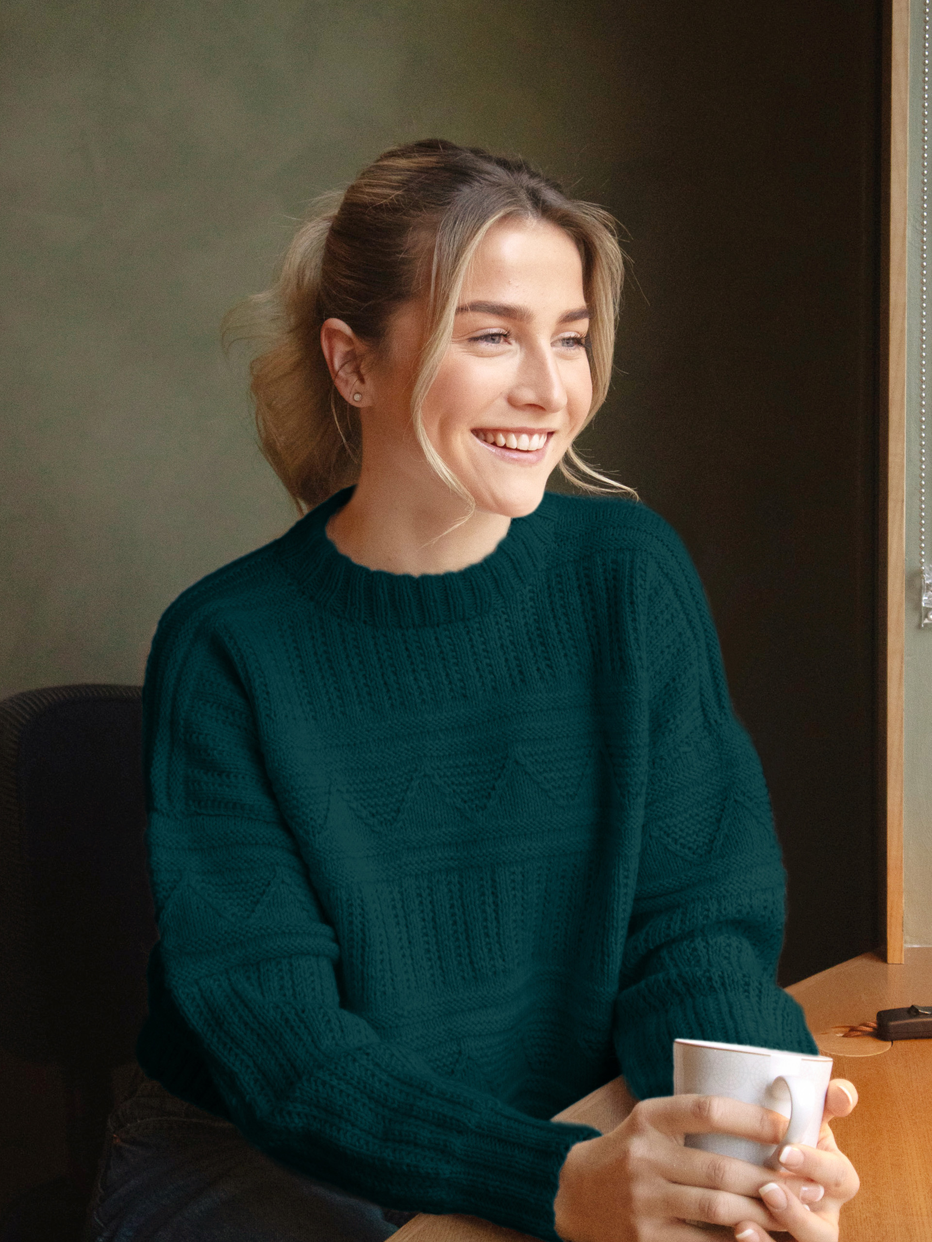 125-04G Dagmar genser cropped (sterk)