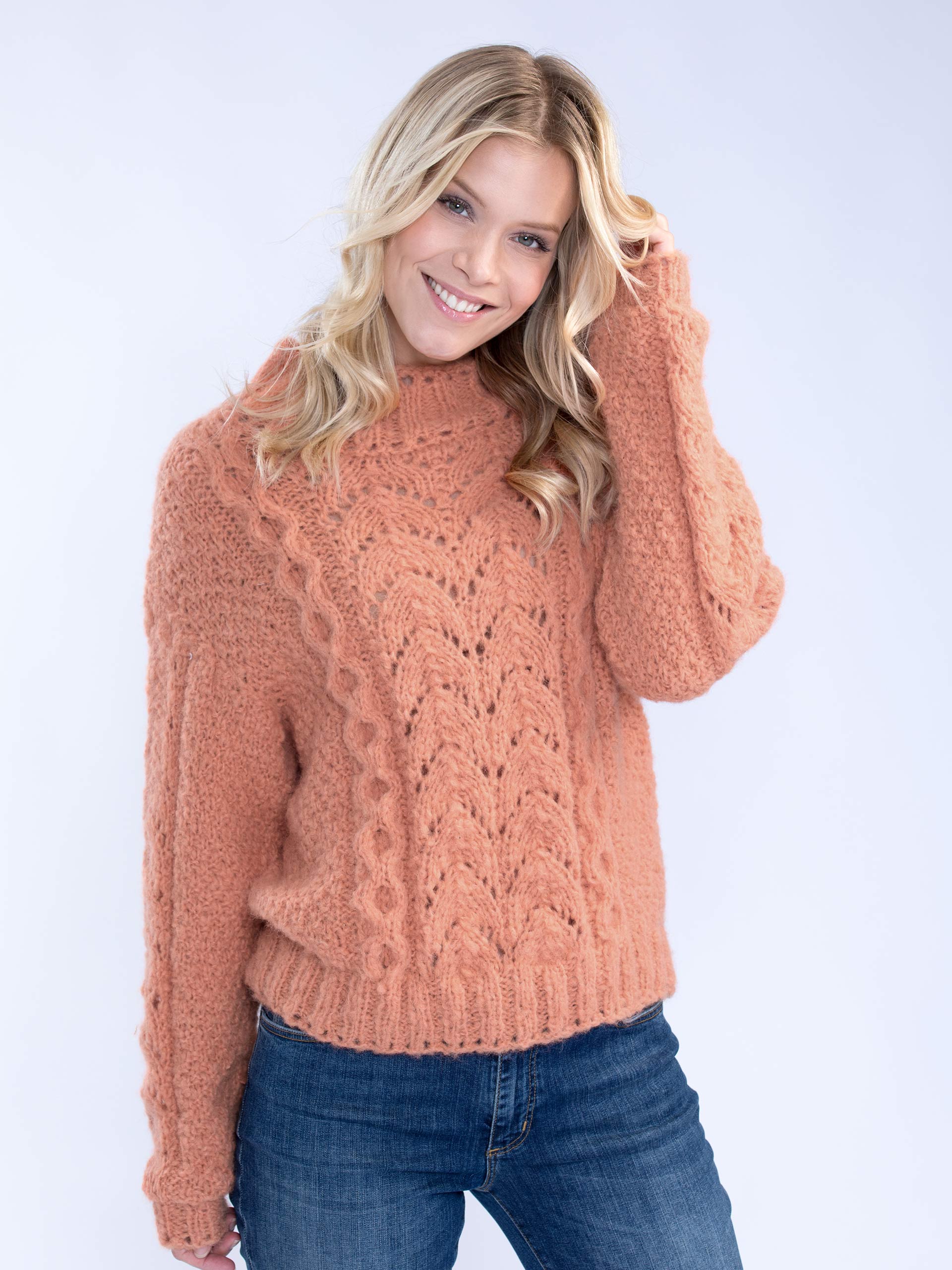 18-13 Michelle genser fersken