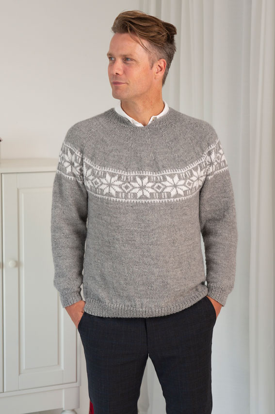 1926-14 Silas sweater