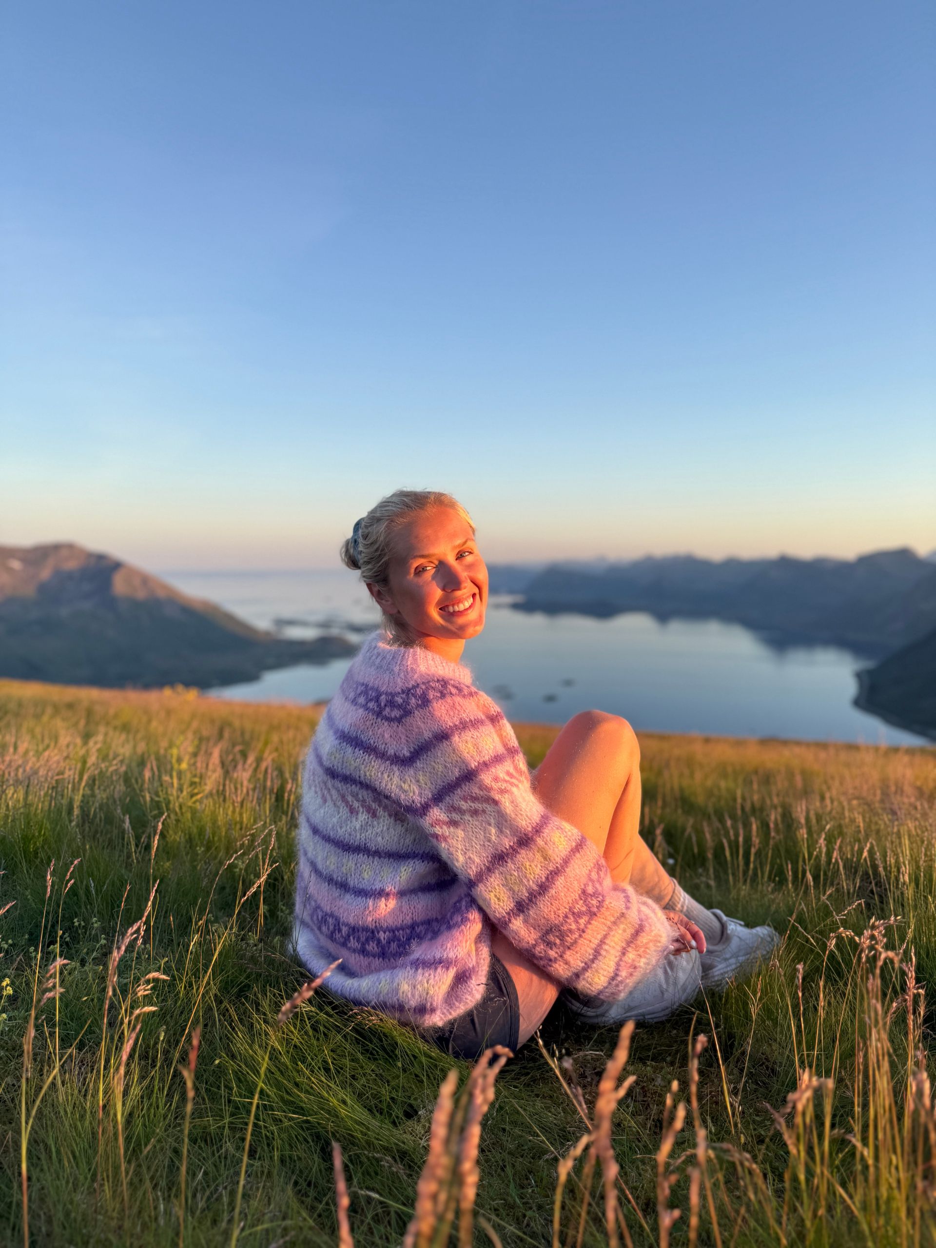 IR 02-06b Hanami raglansweater (Soft)