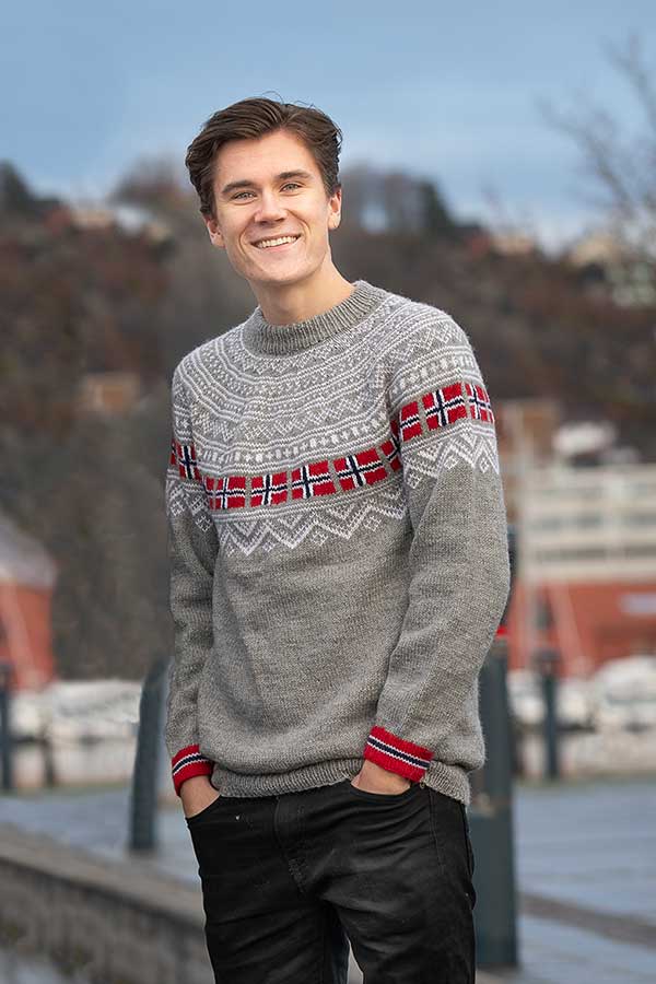 2003-2 Heia Norge sweater grå