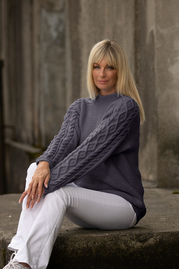 2023-1 Salt sweater mørkegrå