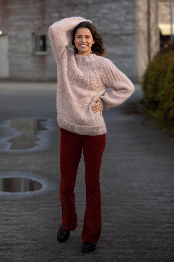 2031-4 Pudder sweater