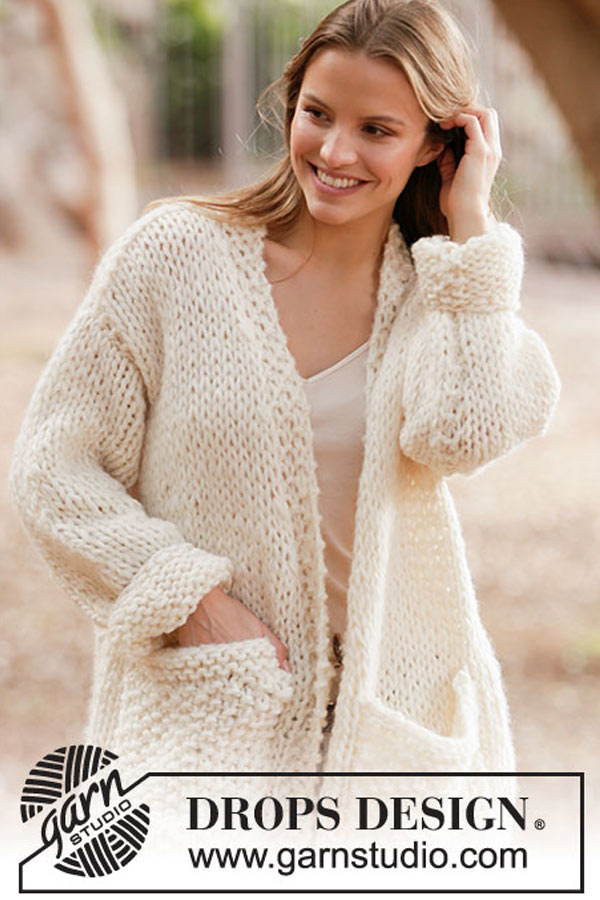 213-29 White comfort jakke