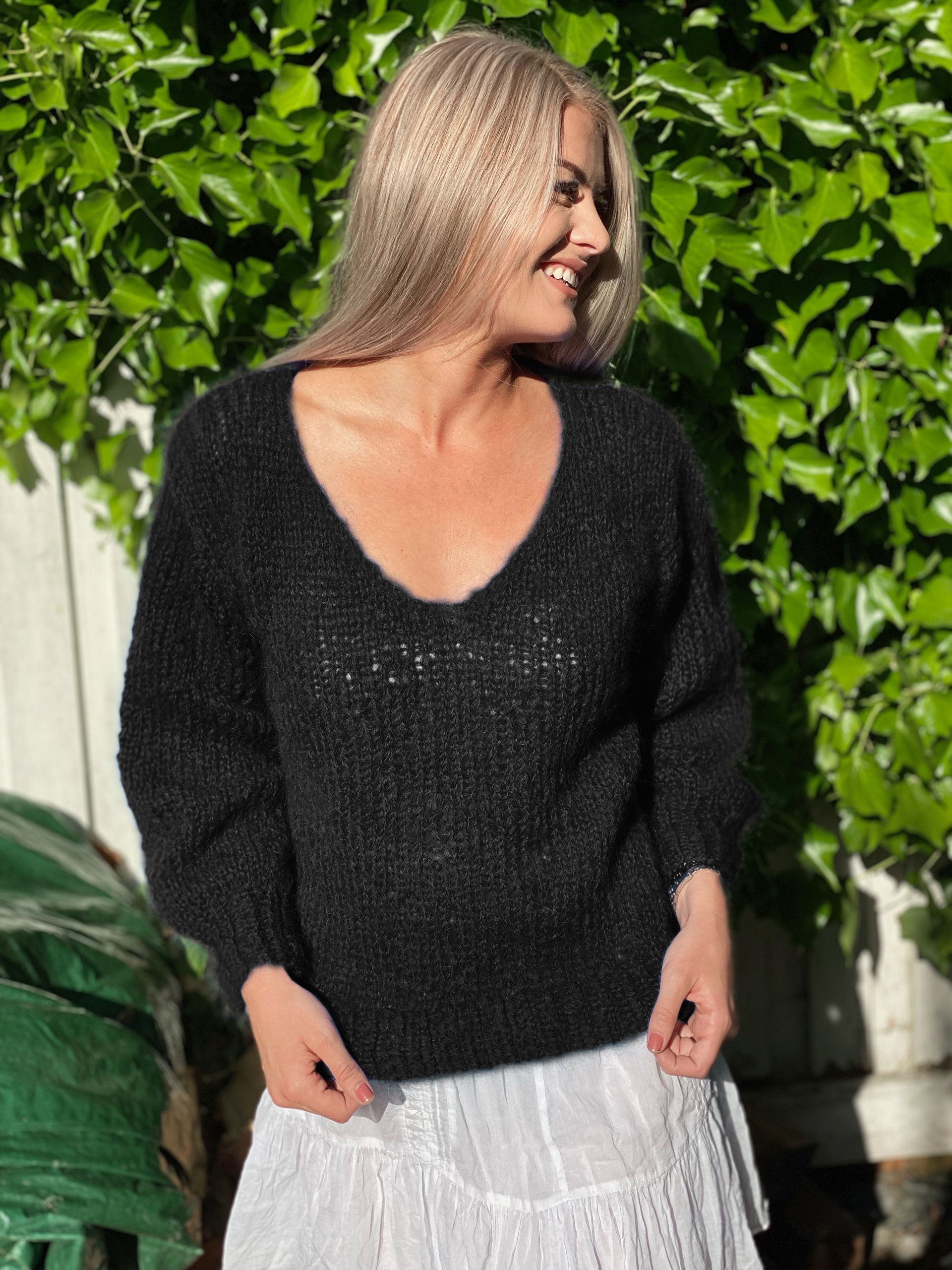 AMANDA sweater svart