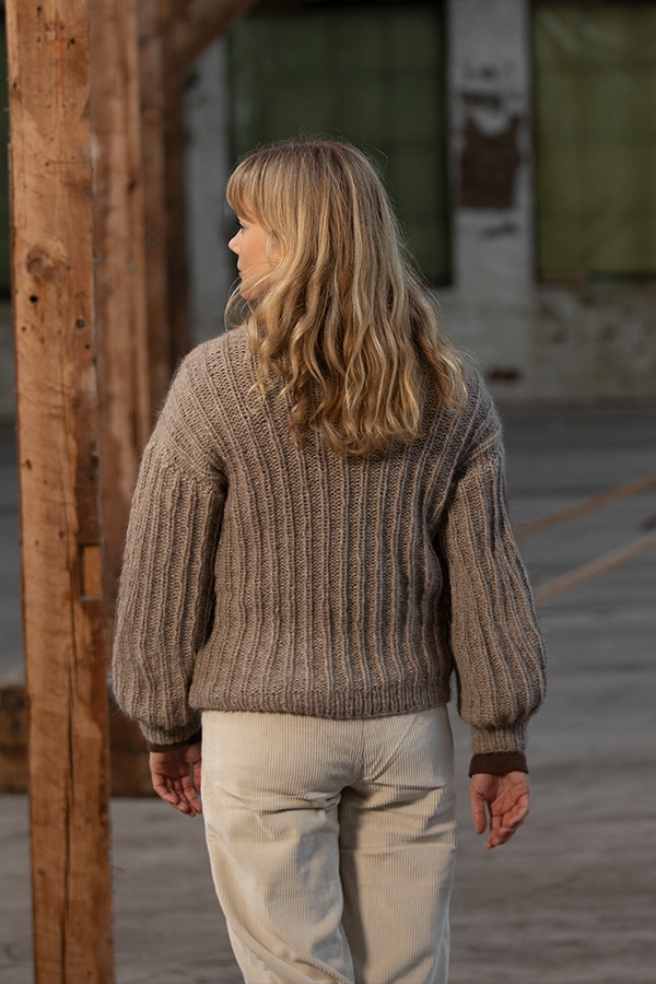 2206-1 Bolette sweater