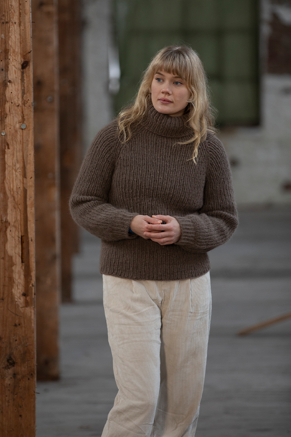 2206-2 Maddel sweater