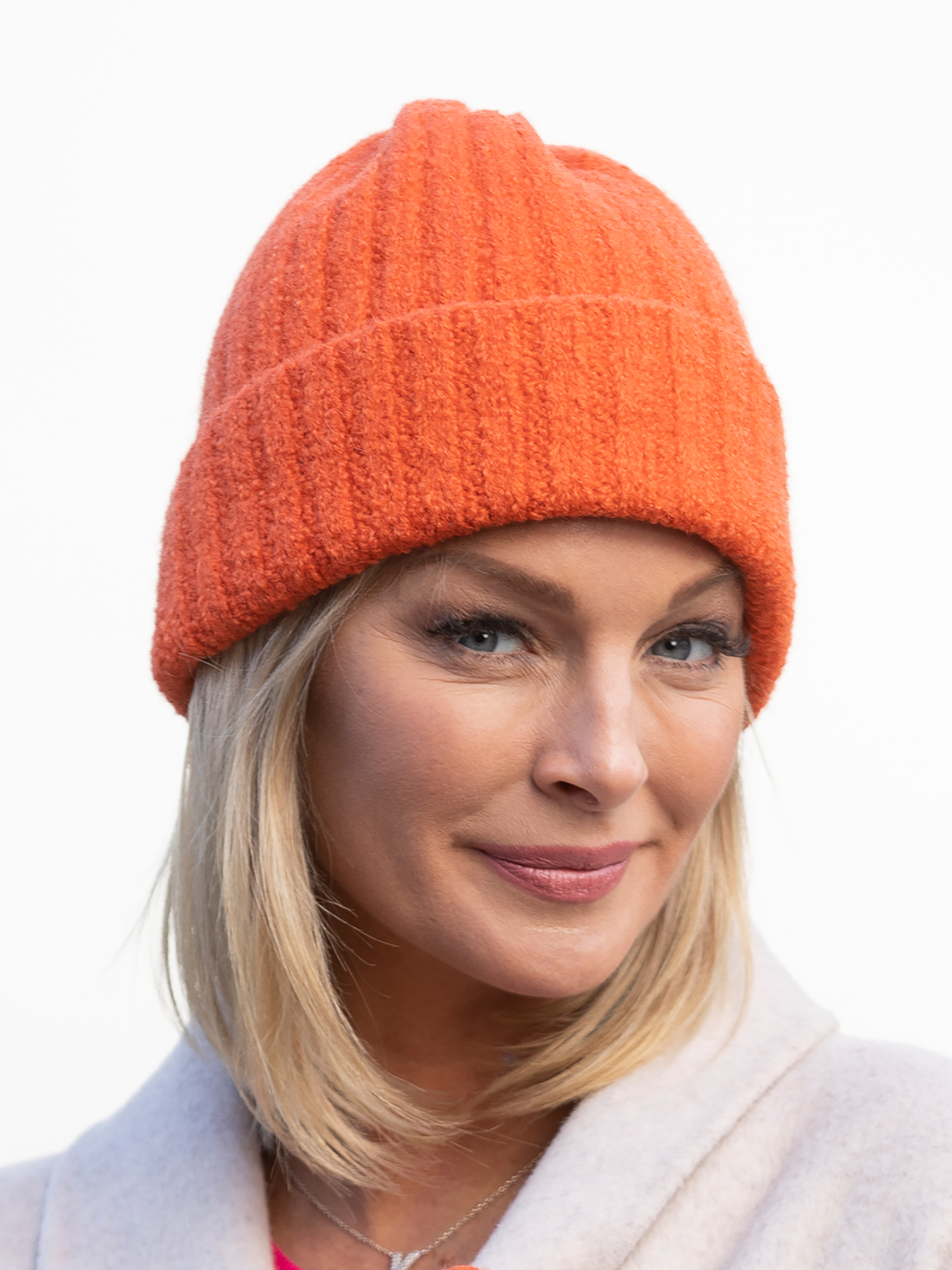 2211-1d Ulla lue i vrangbordstrikk