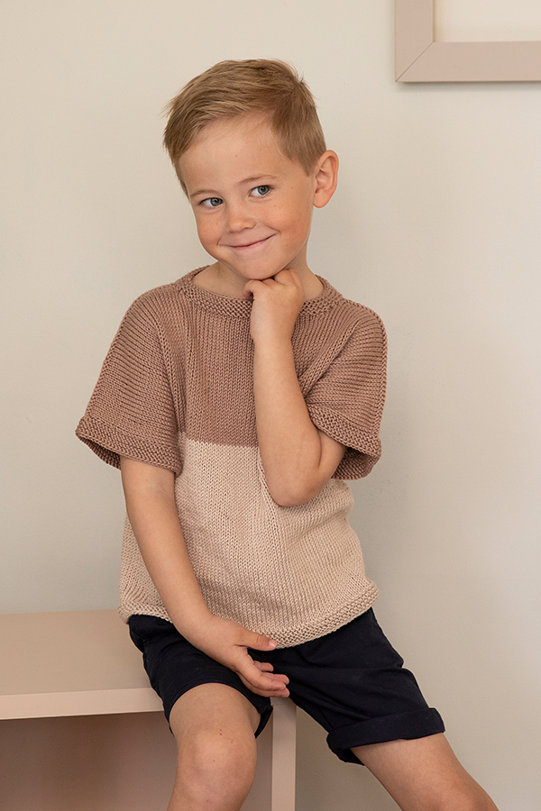 2222-7 Pinup t-shirt