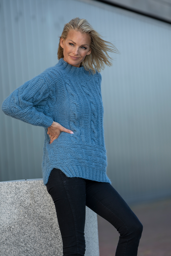 2226-1b Skylar sweater