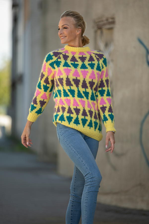 2227-3 River sweater