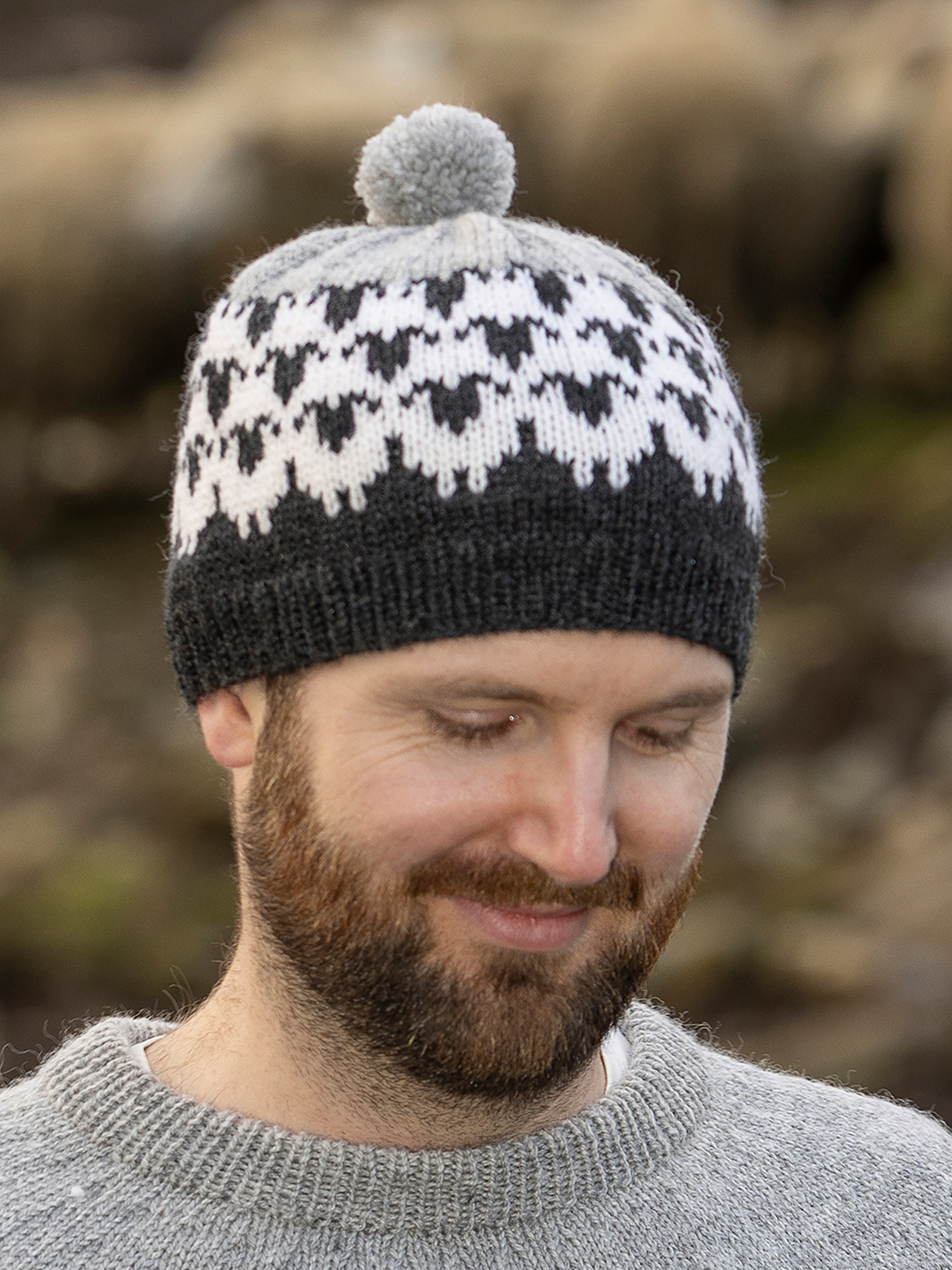 2309-04b Flokken lue voksen