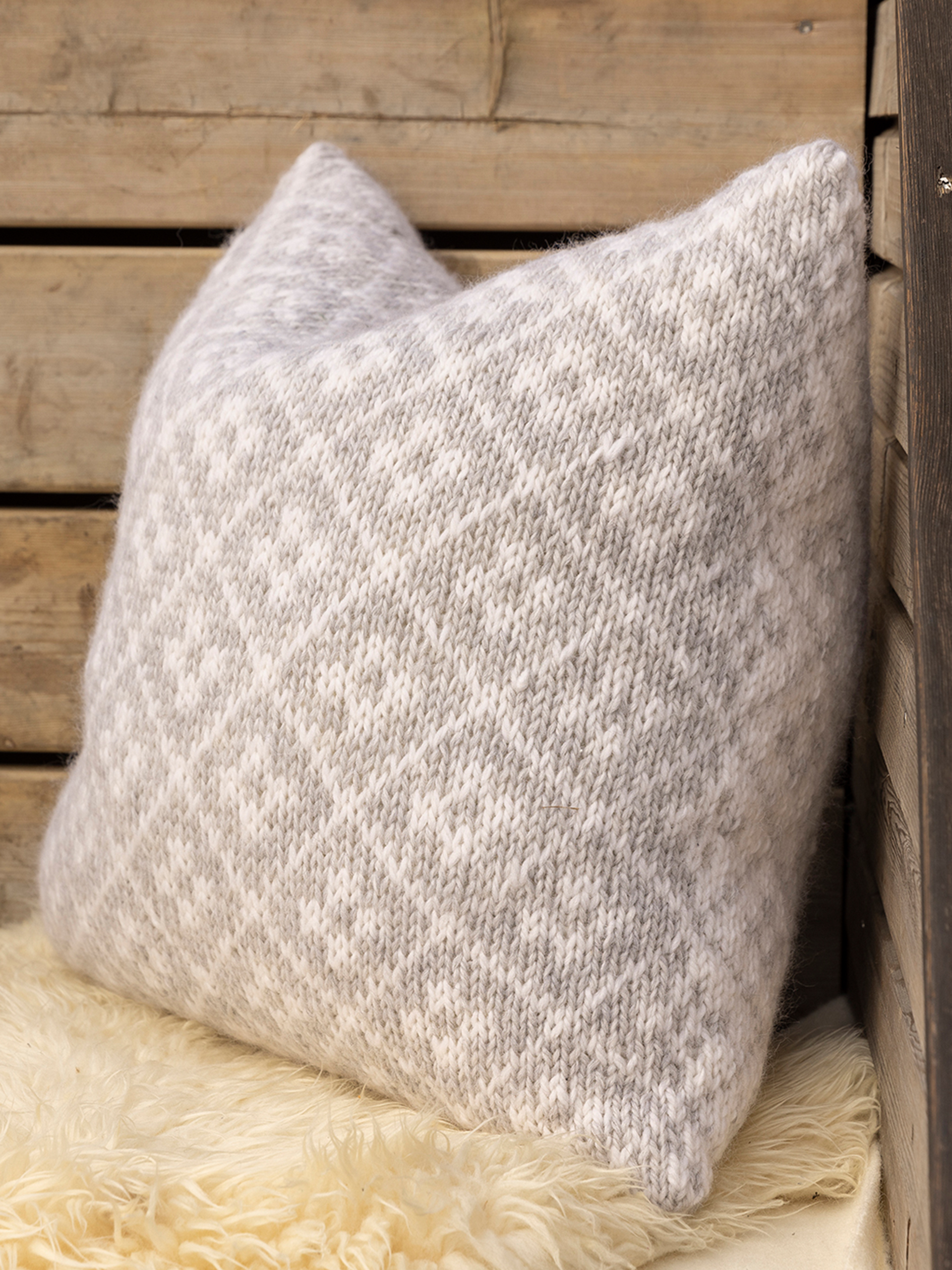 2310-10a Fjellrose pute