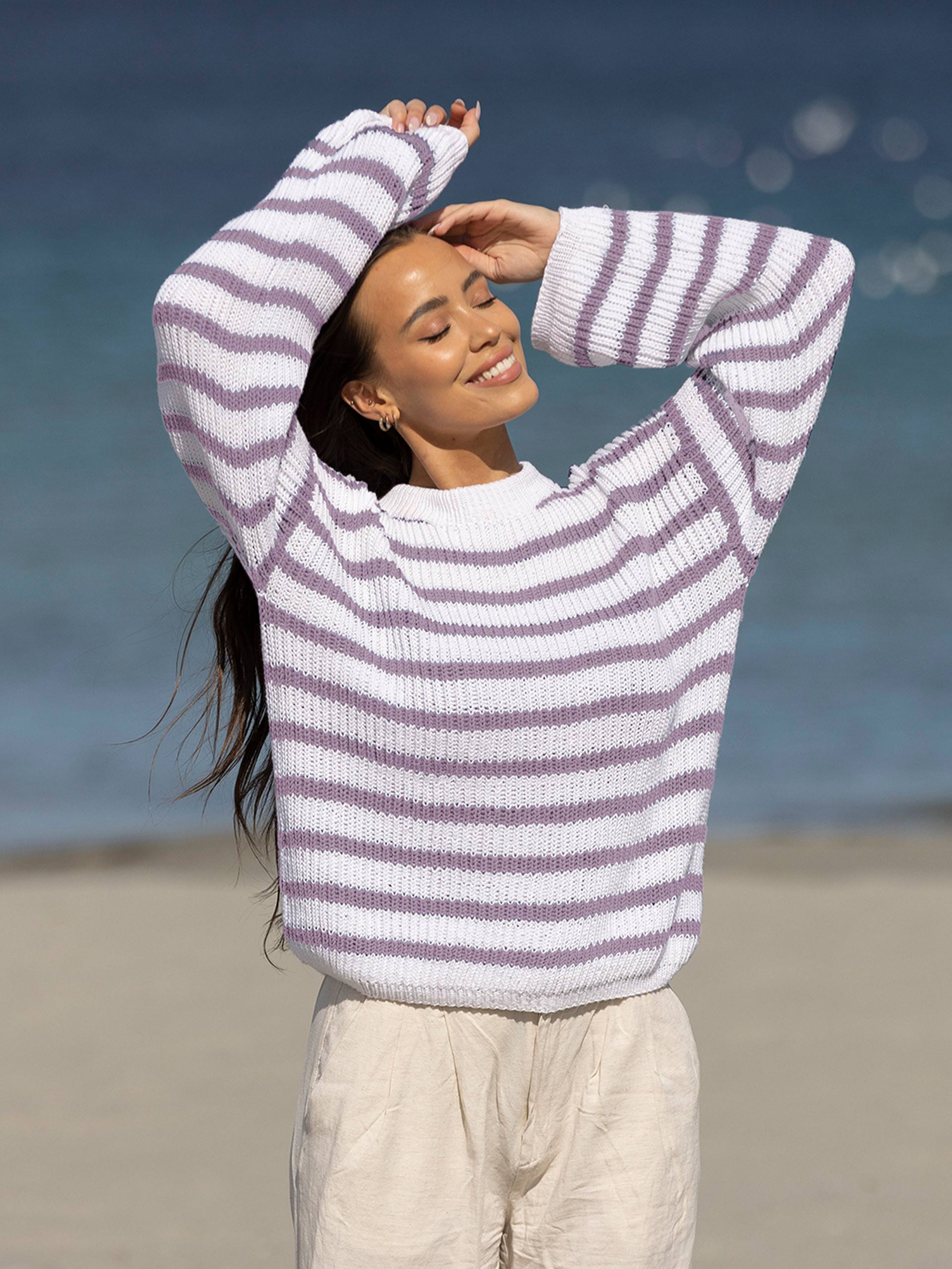 2321-5 Marina genser hvit/lys lilla
