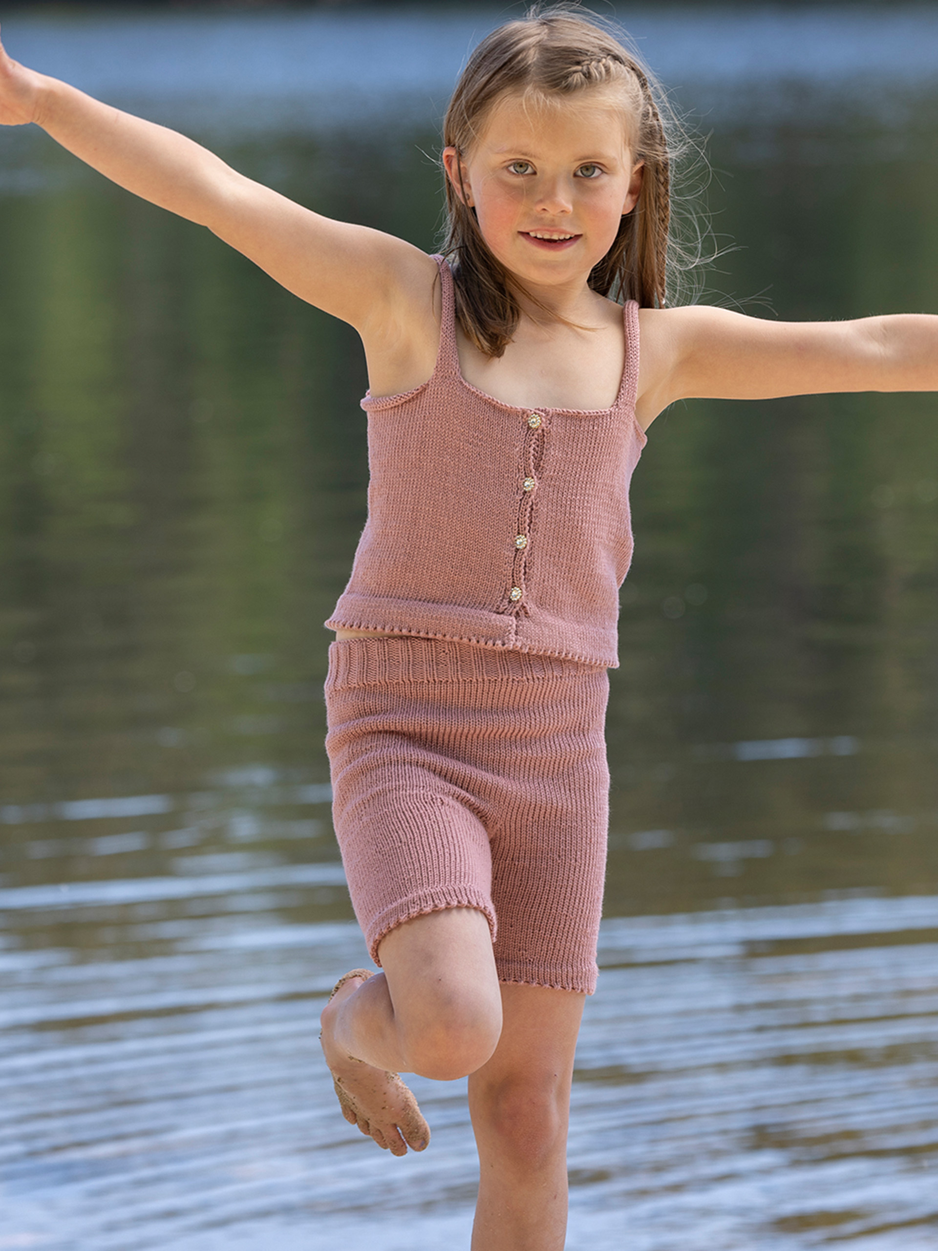 2325-11 Valencia topp og shorts