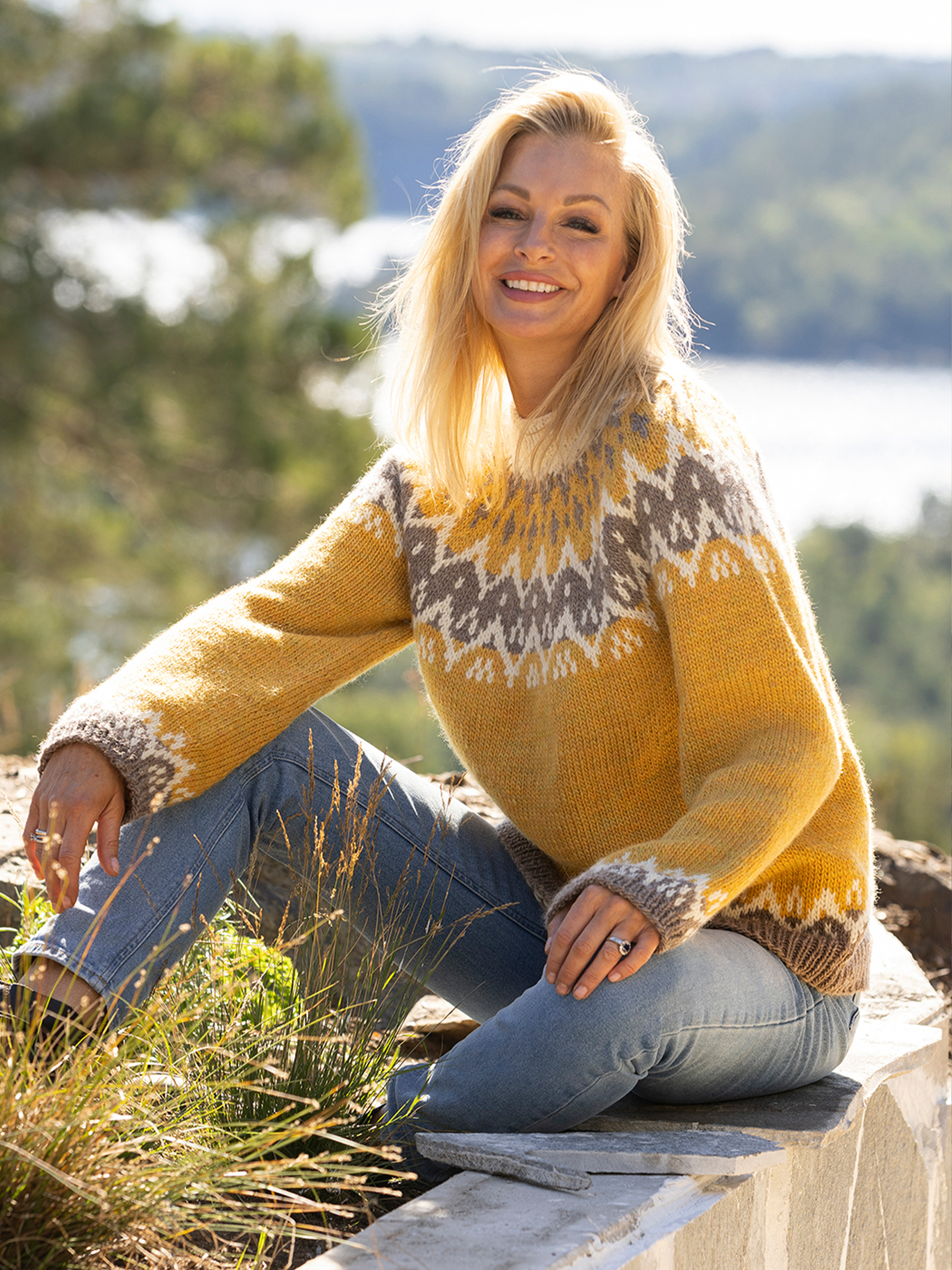 2330-2b Leandra genser