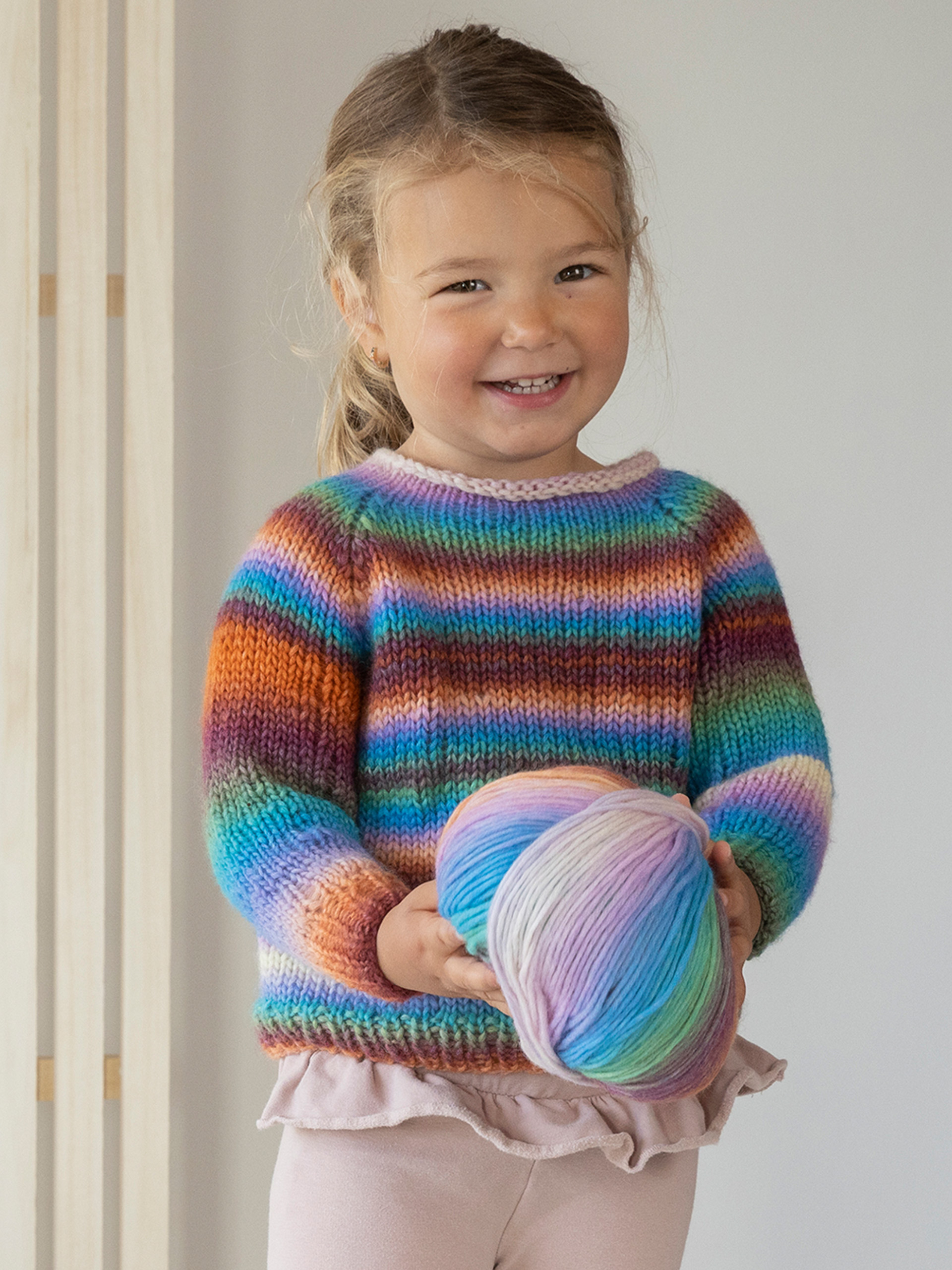 2339-13b Maroon genser