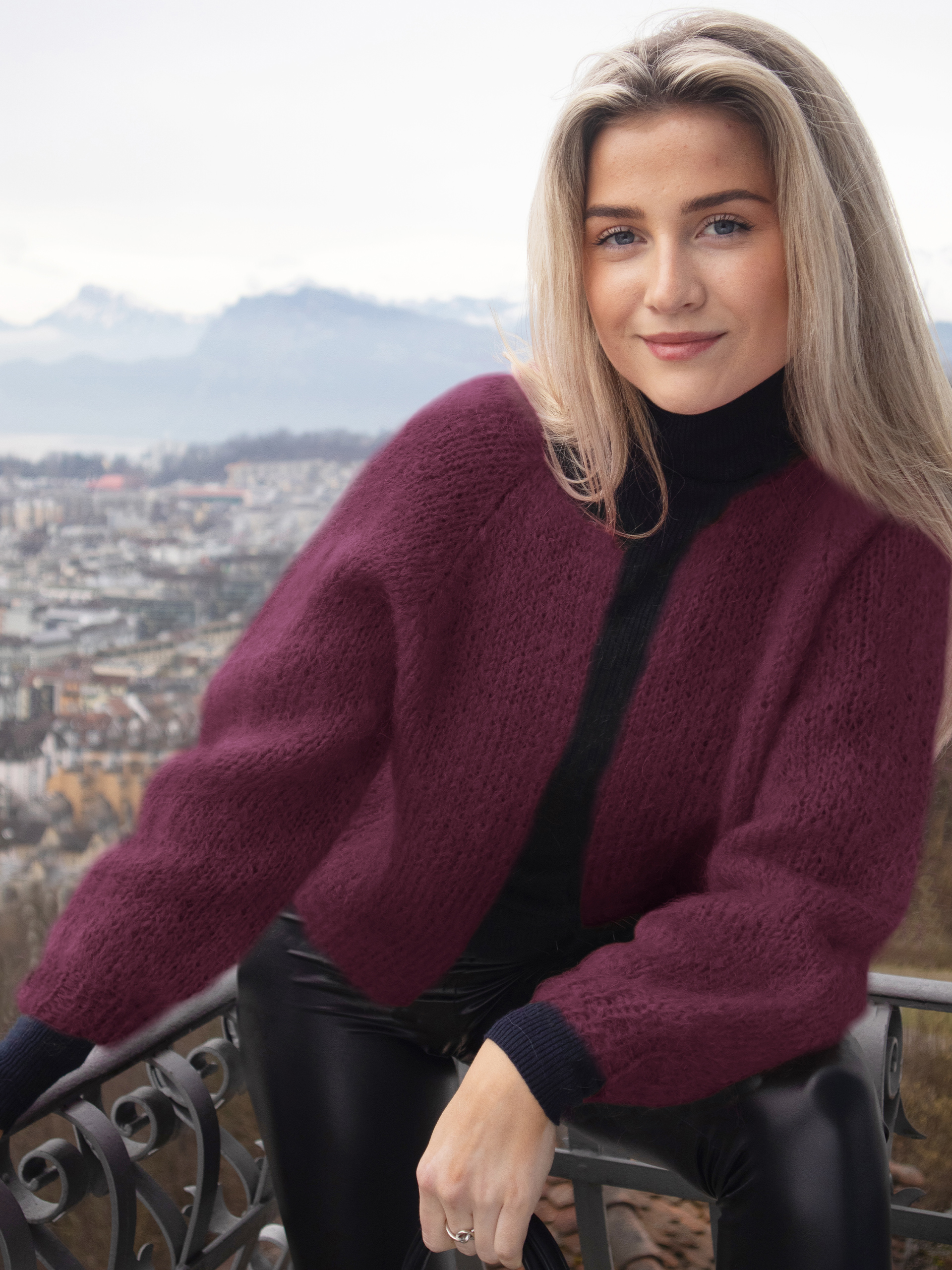 24-06h Dandelion jakke vinrød