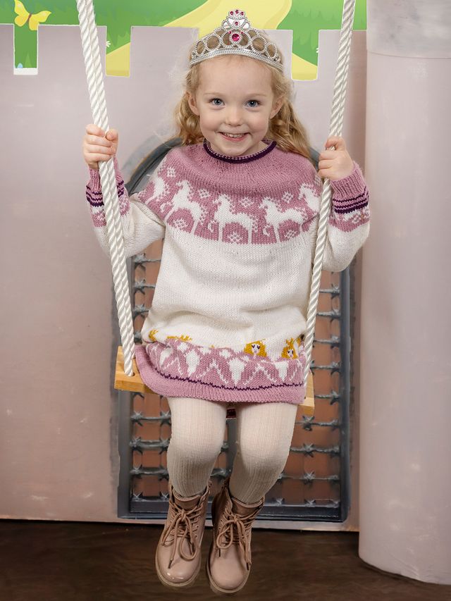 2505-2c Cassandra tunika