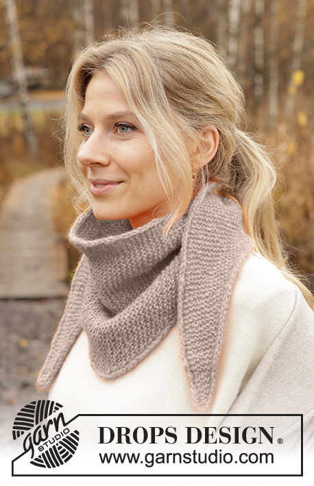 234-79g Cantaloupe Shawl