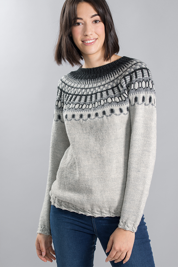 19-25 Traktor genser og lue natur