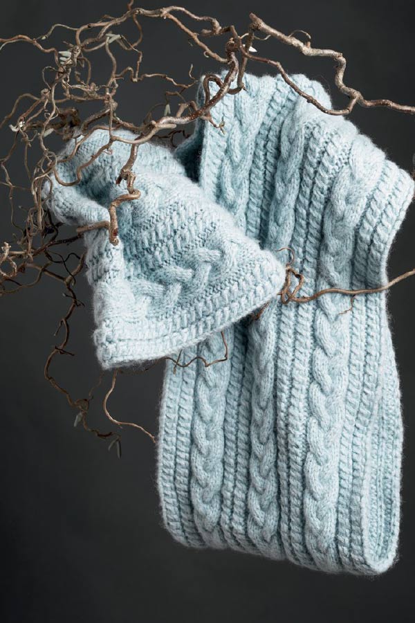 31-11 Hat & Løs Hals