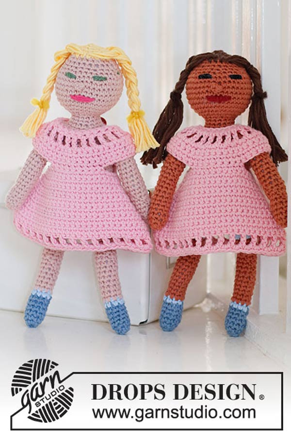 38-18 Spice Friends dress