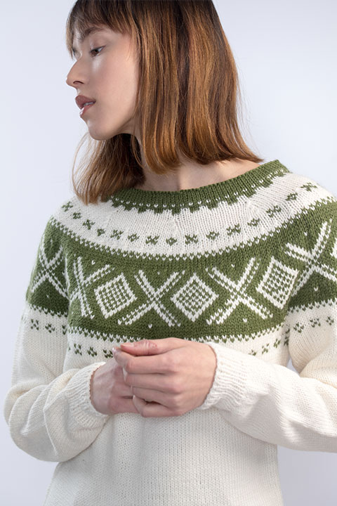 405-03 Cortina sweater oliven 