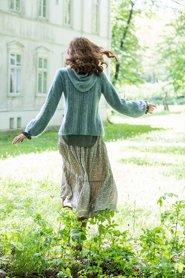 416-04 Dentelle sweater petrol