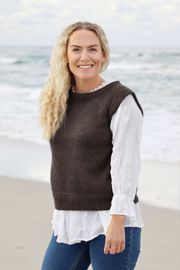 416-21 Christin vest brun