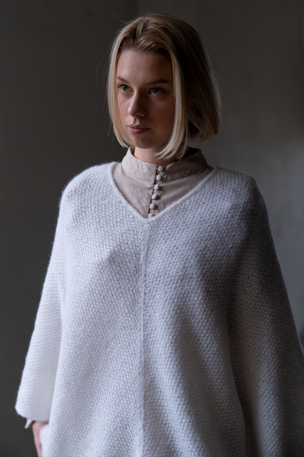 443-12 Giselle poncho