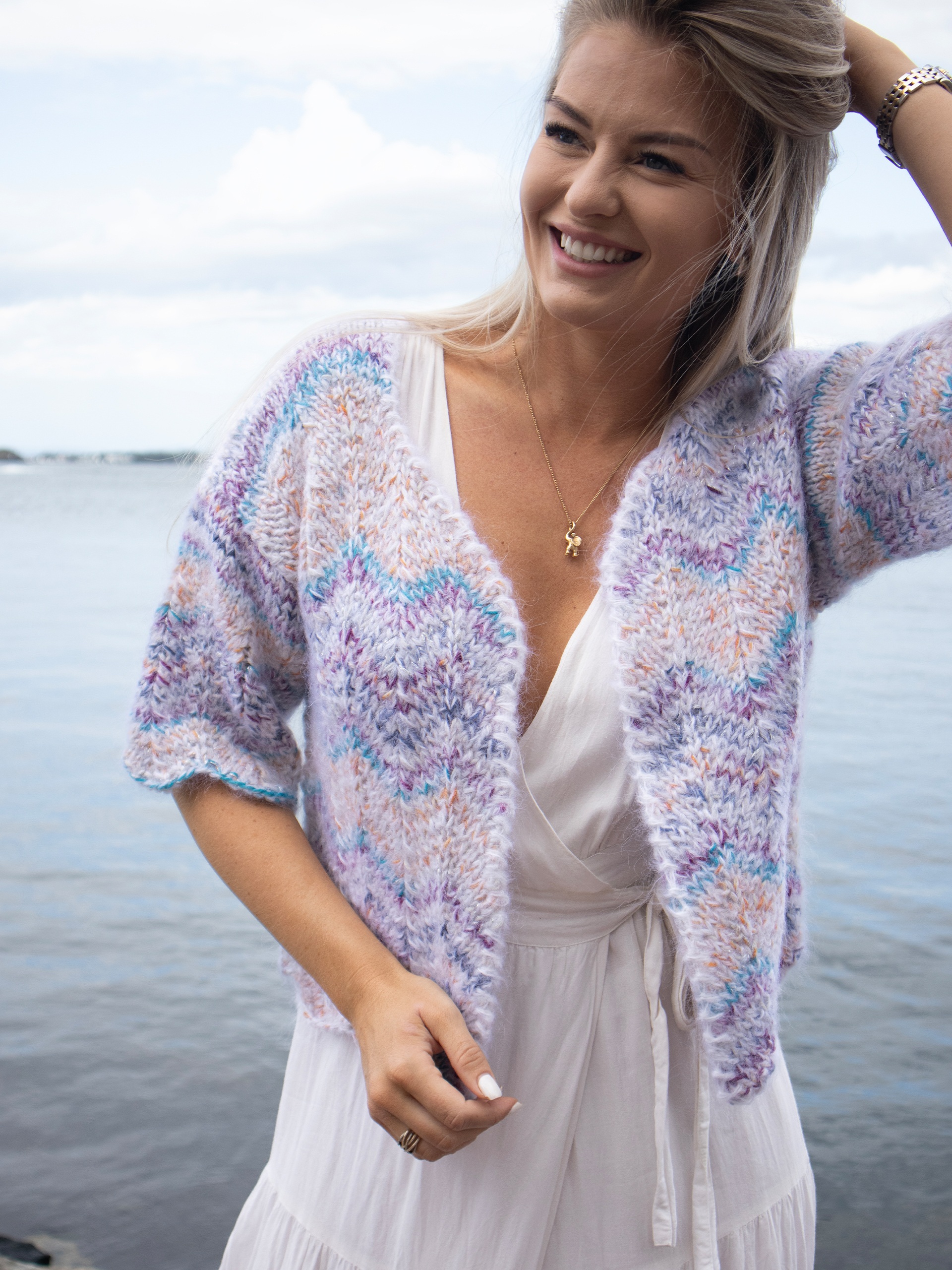 474-10 Neulonta jakke