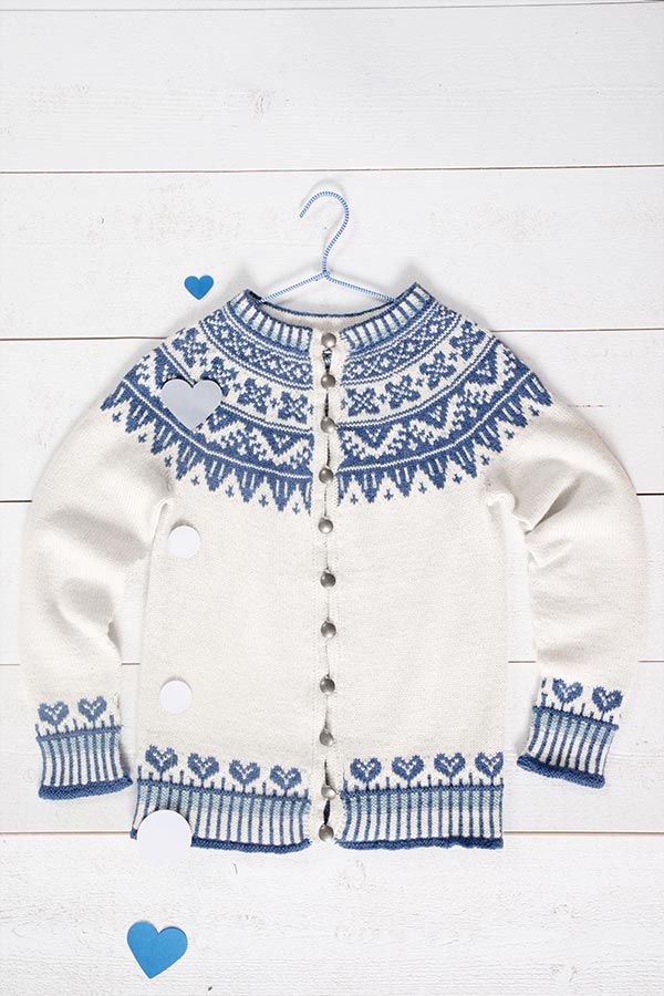 57-01 Vinterhjerter cardigan natur