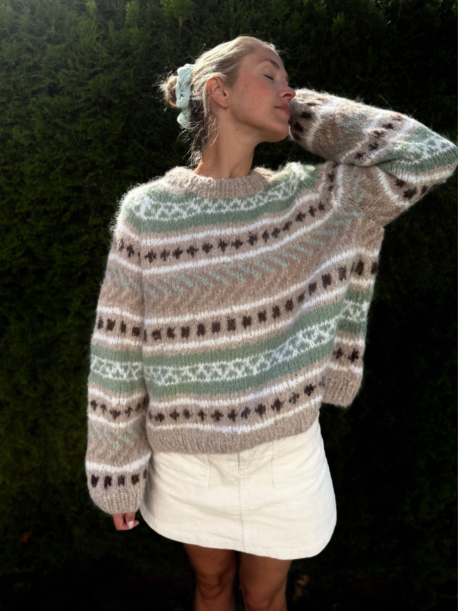 IR 02-08d Hanami raglansweater (Fnugg in Florence)