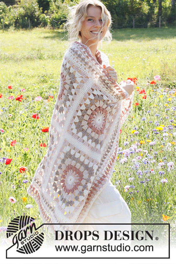 229-5 Grandma's Hugs