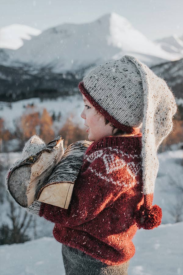 73-05 Nisse hue natur og dybrød