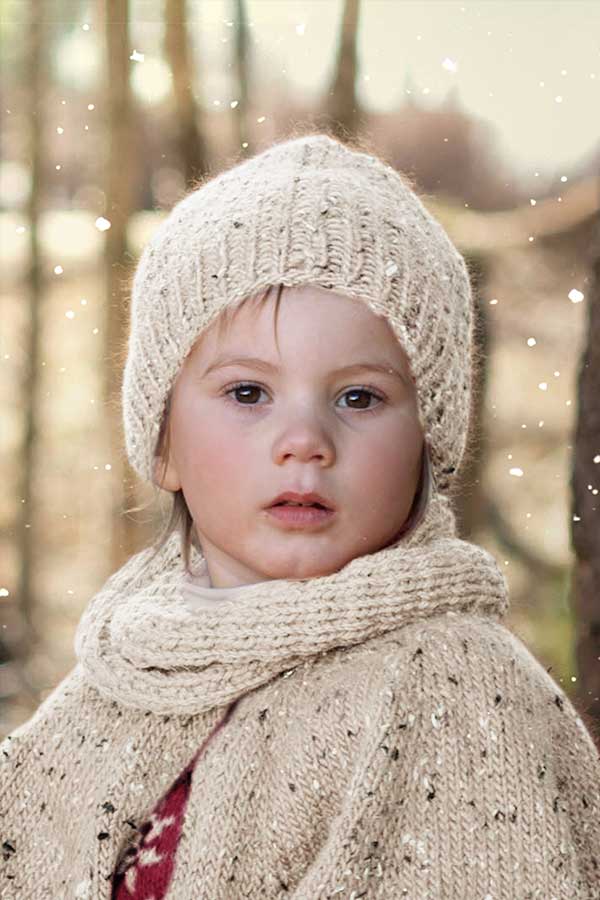 73-56 hue og hals børn beige