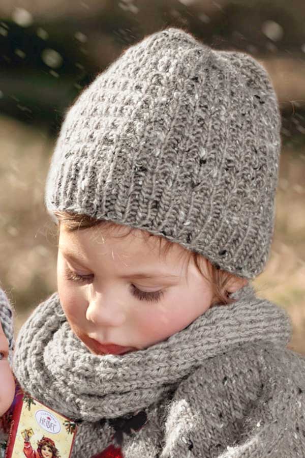 73-62 Hue og hals børn grå