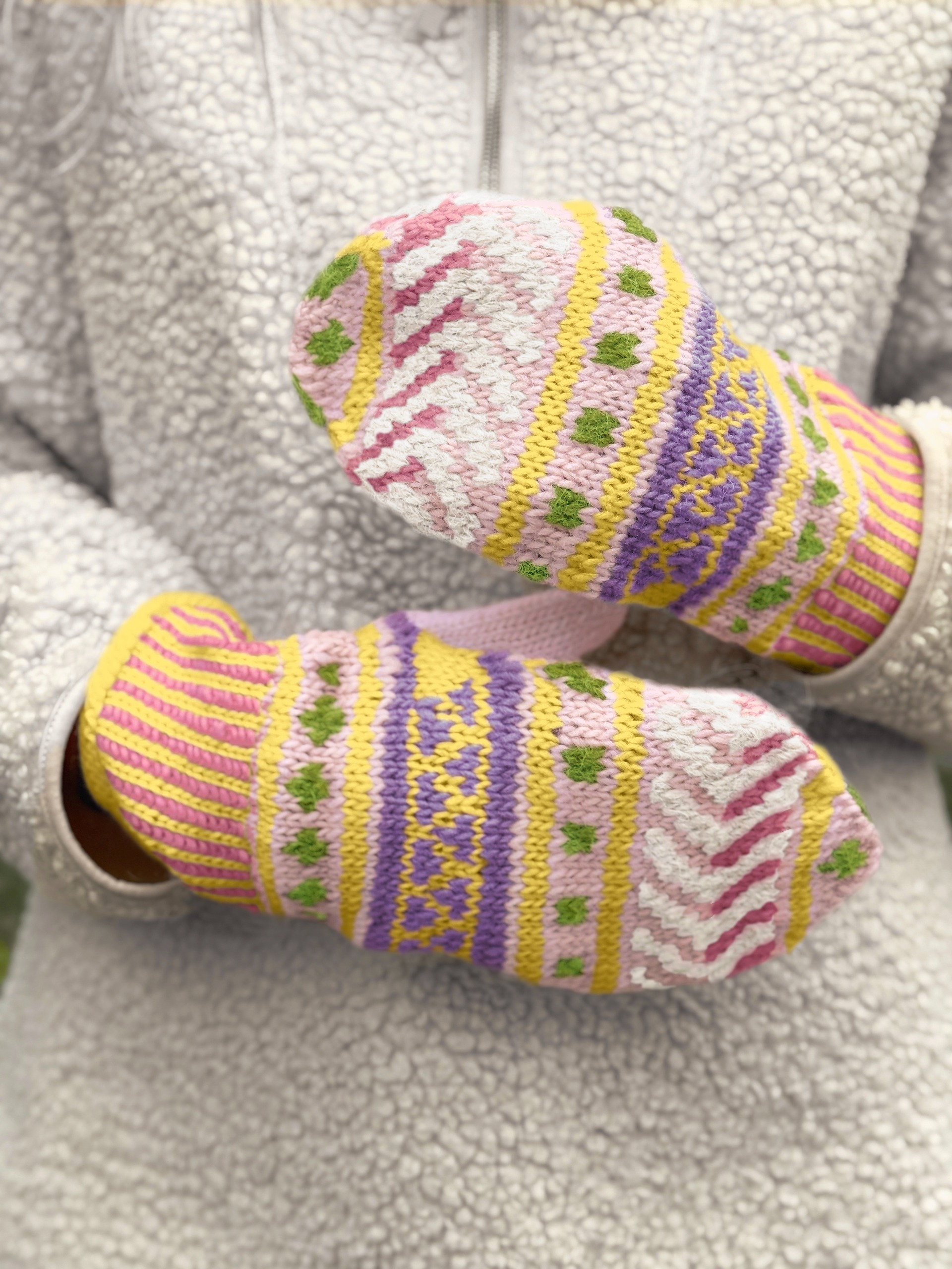 IR 02-16b Hanami votter (Older)