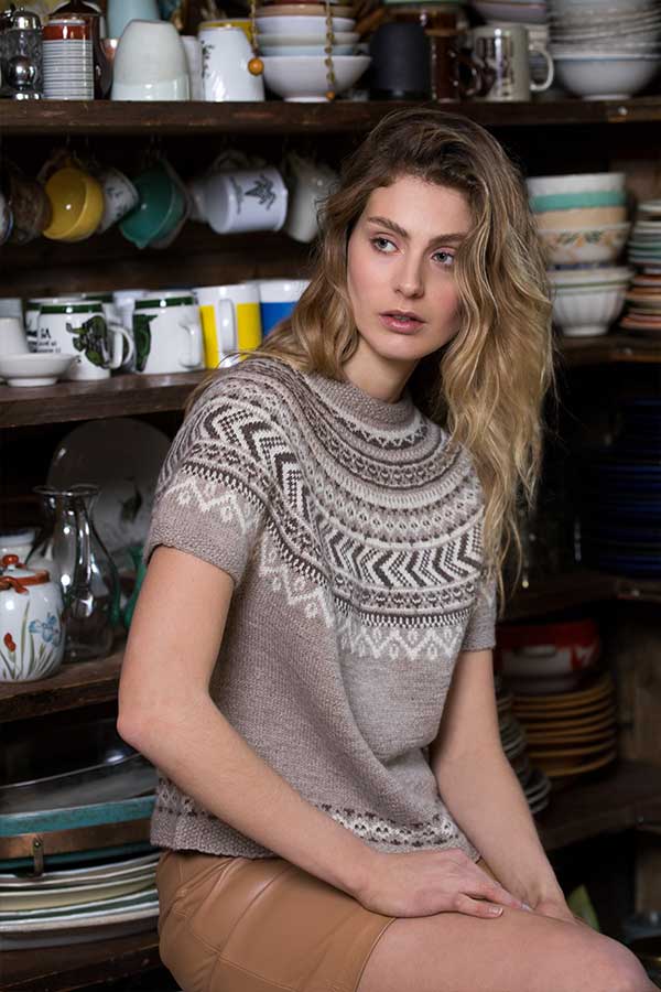 77-05 Silje topp beige