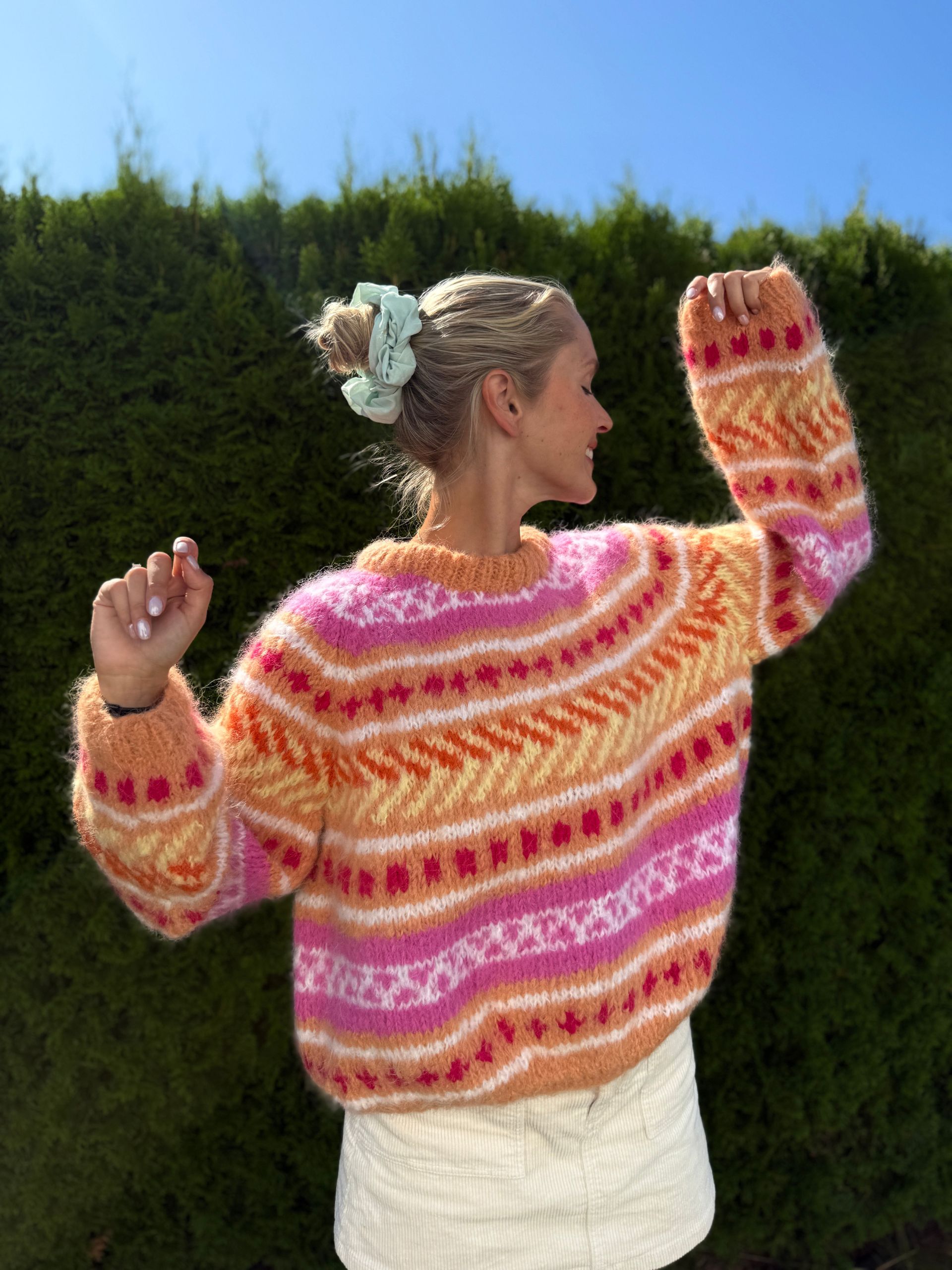 IR 02-08a Hanami raglansweater (Fnugg in Florence)