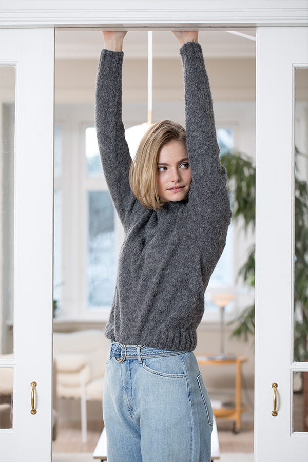 90-01 Ragne sweater grå