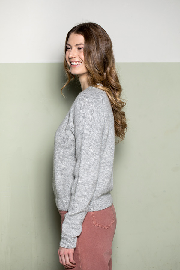 91-01 Elben sweater lys grå