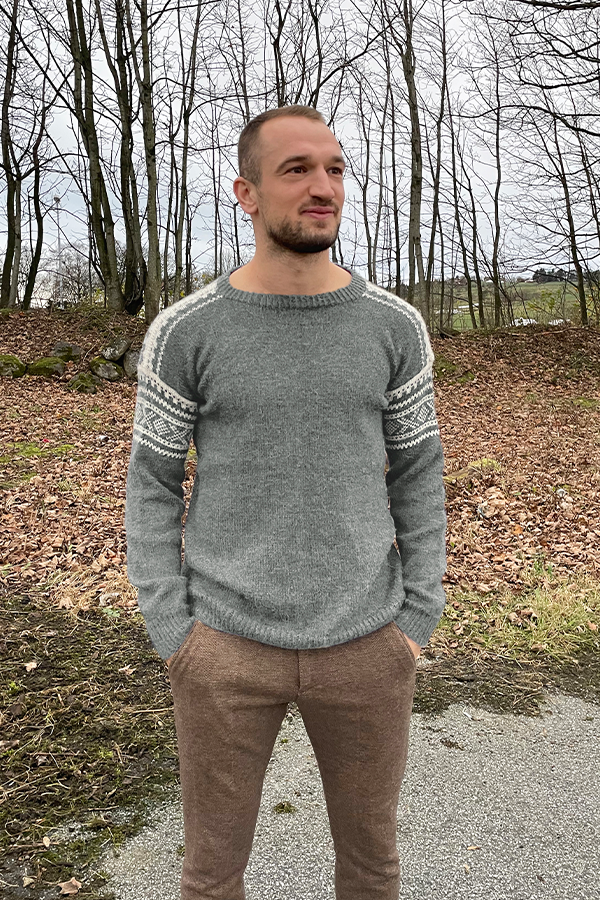 99-09c Cortina sweater lys grå