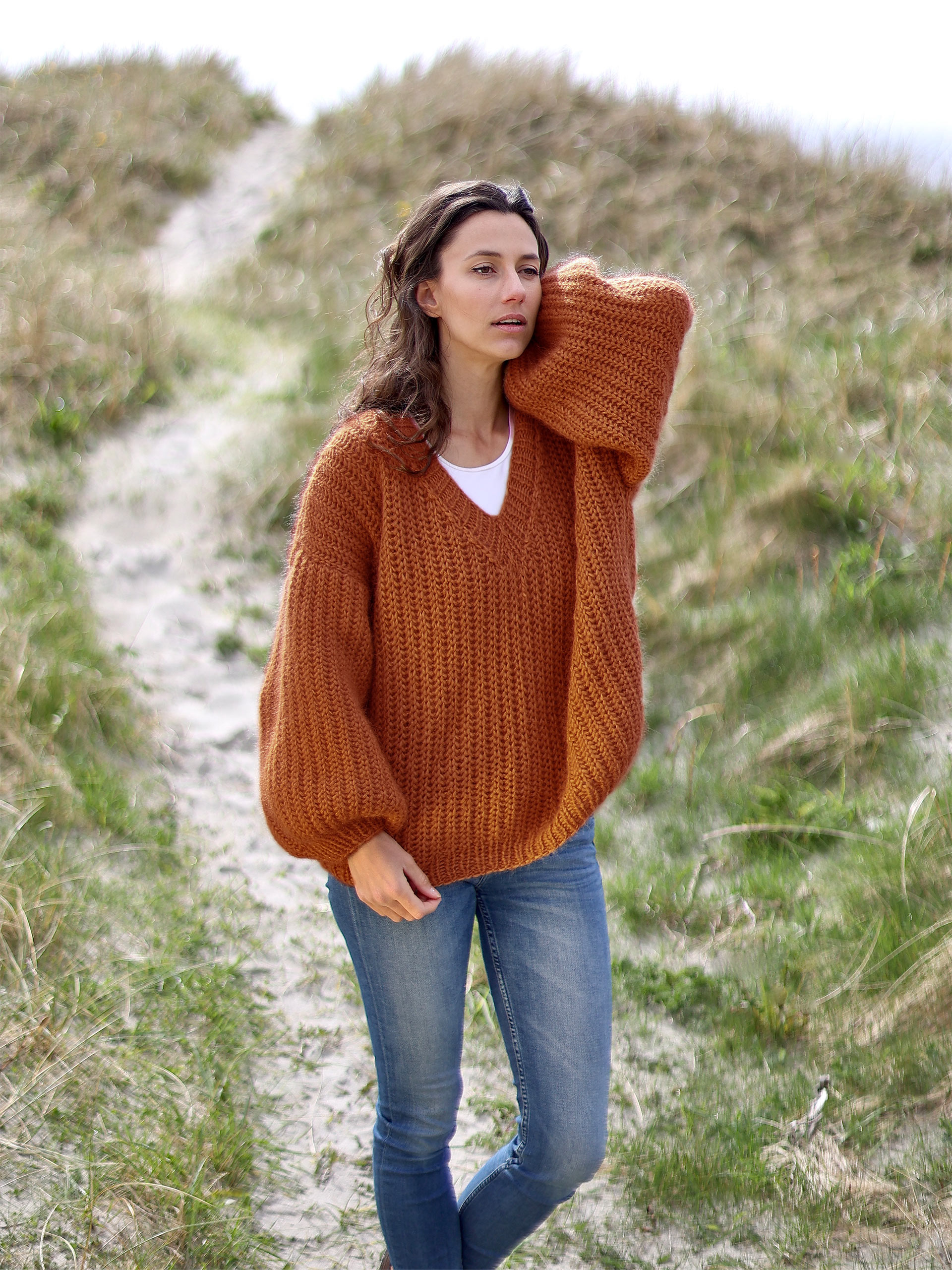 323S-01k BY BELL sweater