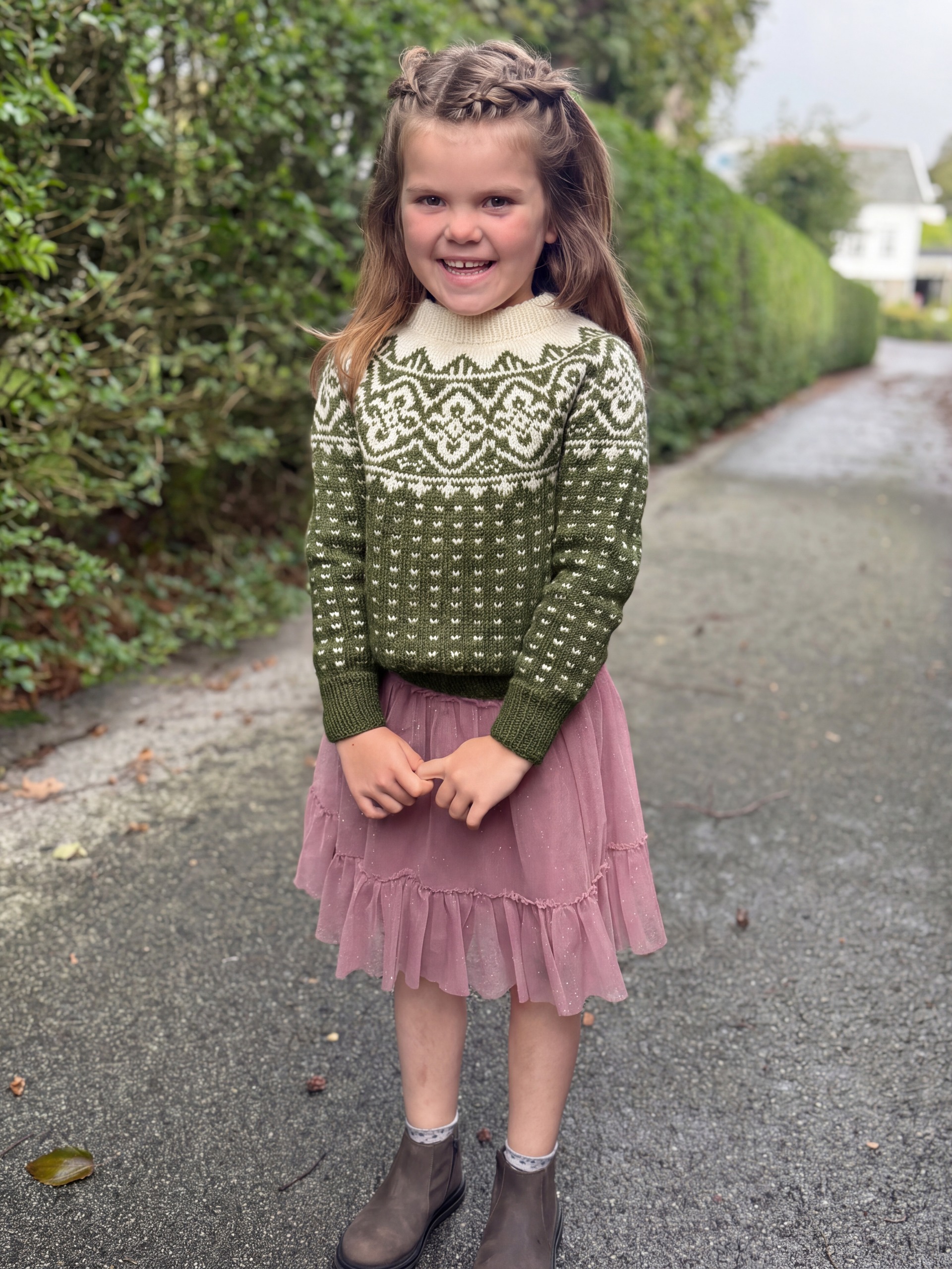 521K-04a MOY wool sweater mini
