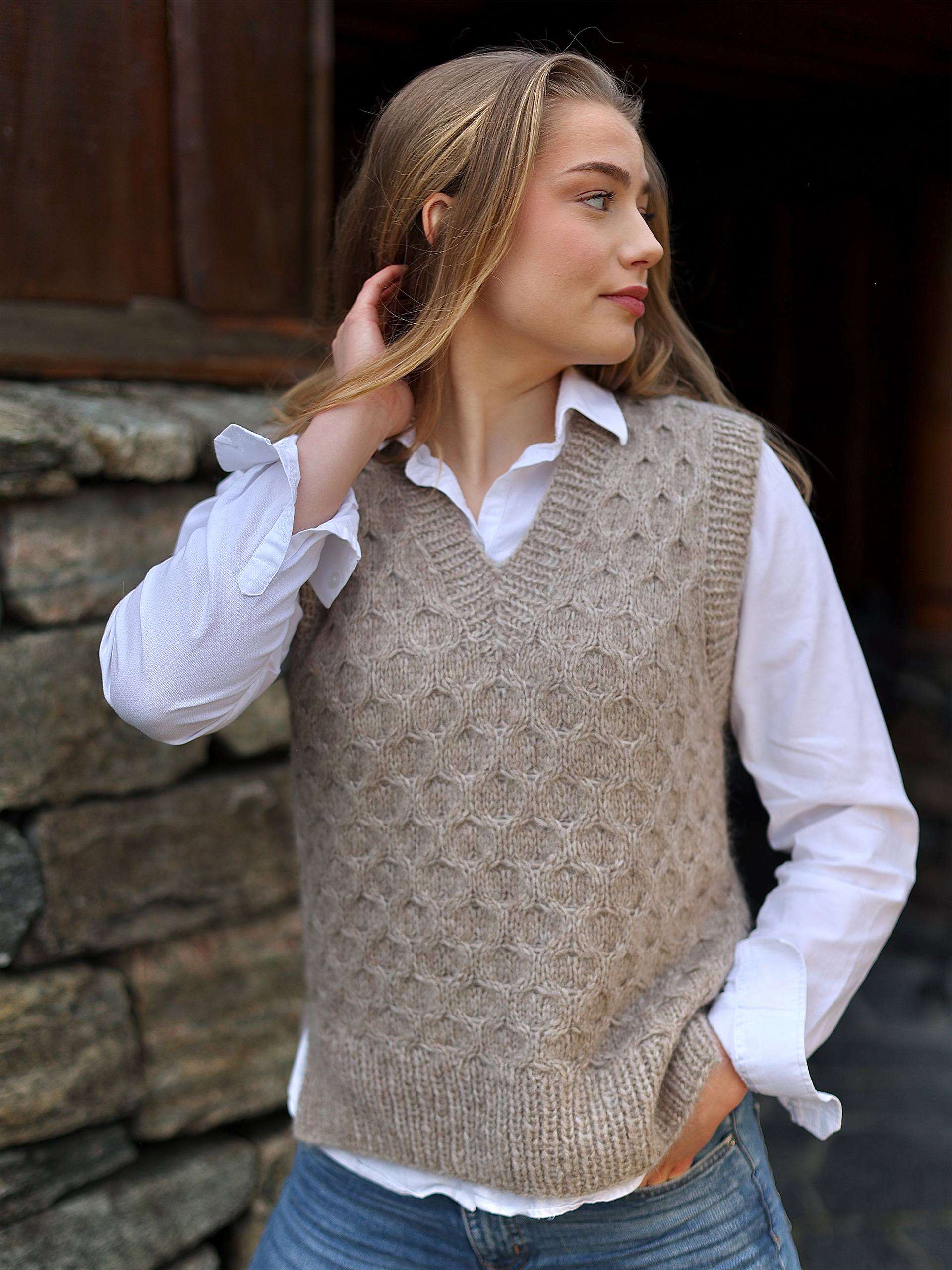 322S-10a BEE BEE vest