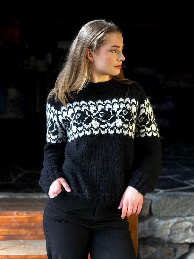 322S-01b BLANCA sweater