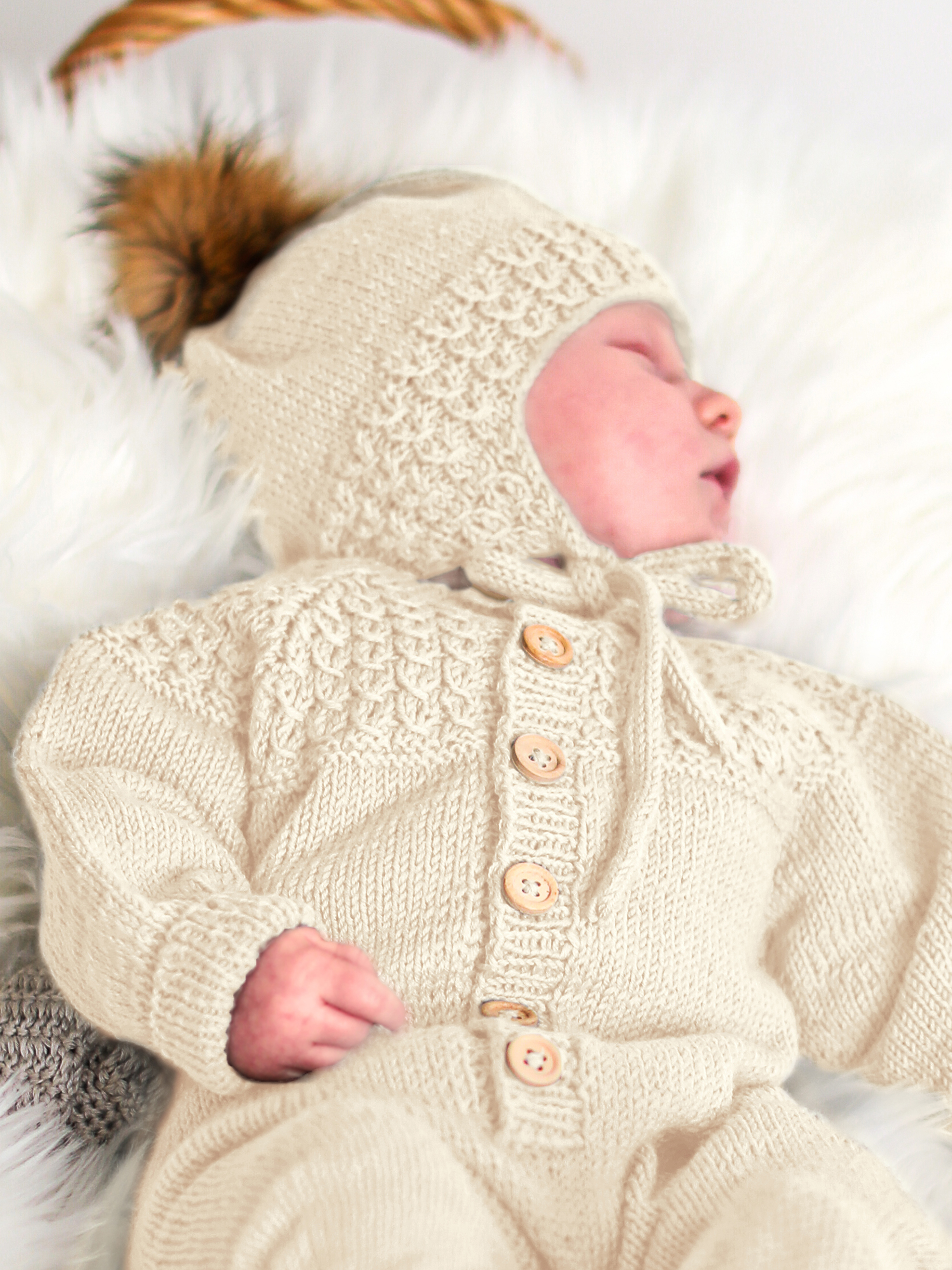 Bysse hue med dusk og sokker natur